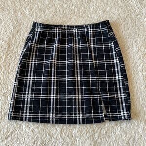 SHEIN mini skirt plaid black and white size small